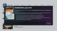 Screenshot eines modalen Dialogfensters, das die Webseite einer Gemeinde überlagert. Der Text im Fenster ruft zur Teilnahme als Wahlhelfer auf.